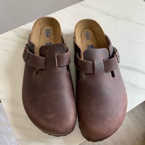 BIRKENSTOCK Boston brown sandals sz 9 womens 7 mens